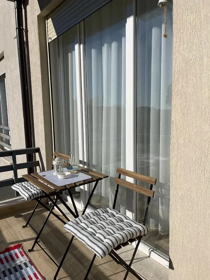 Square Inn@Lalzi Bay Durres