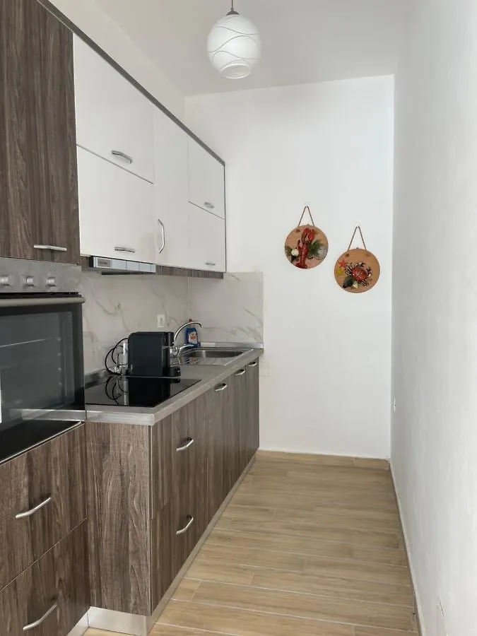 Square Inn@Lalzi Bay Durres Holiday home