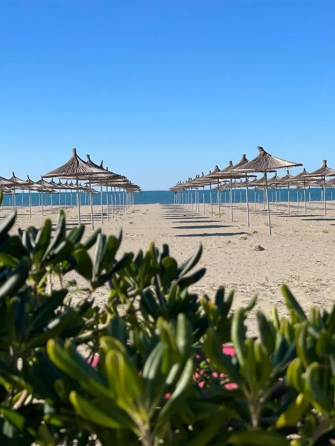 Square Inn@Lalzi Bay Durres Holiday home